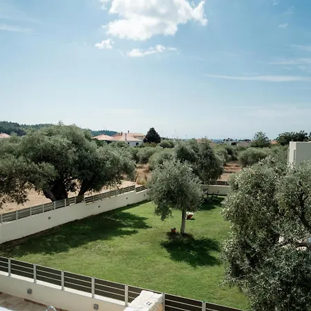 Magnolia Thassos * Потос